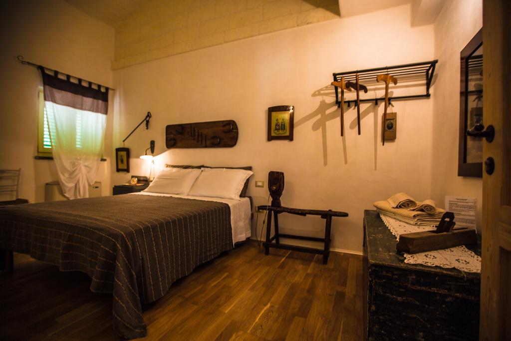 B&B Giovannarolla Green House ออสตูนี ภายนอก รูปภาพ